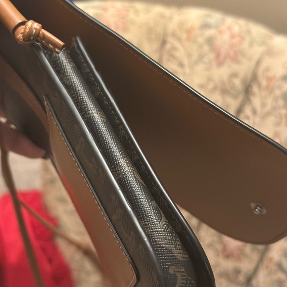 Authentic Celine Triomphe - Picture 5 of 9